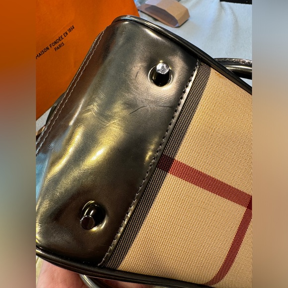 Burberry Beige/Metallic Nova Check PVC Chester Boston Bag used - Picture 7 of 16